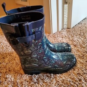 Rainboots
